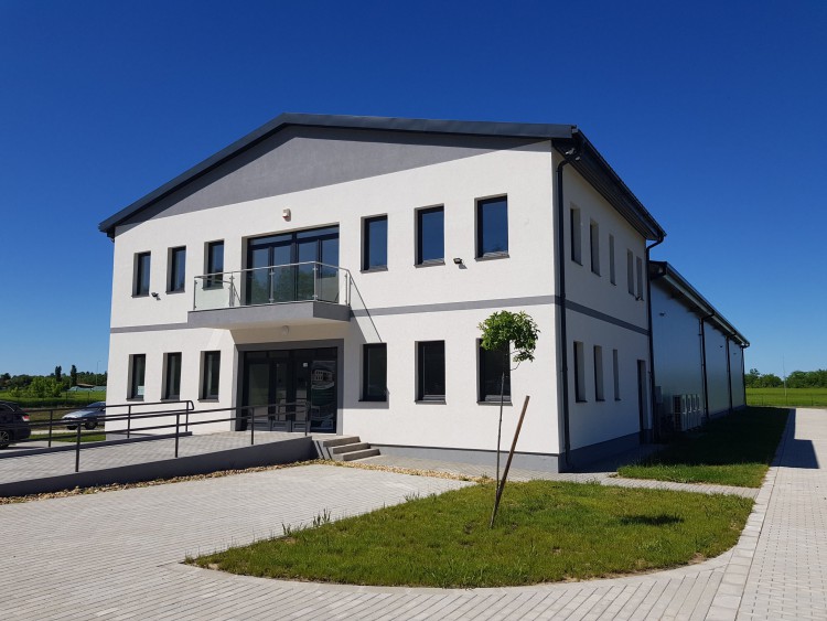 2021.05.27 - BÁCSALMÁS: BÉRELHETŐ PARCELLÁKAT KÍNÁLNAK AZ IPARTERÜLETEN