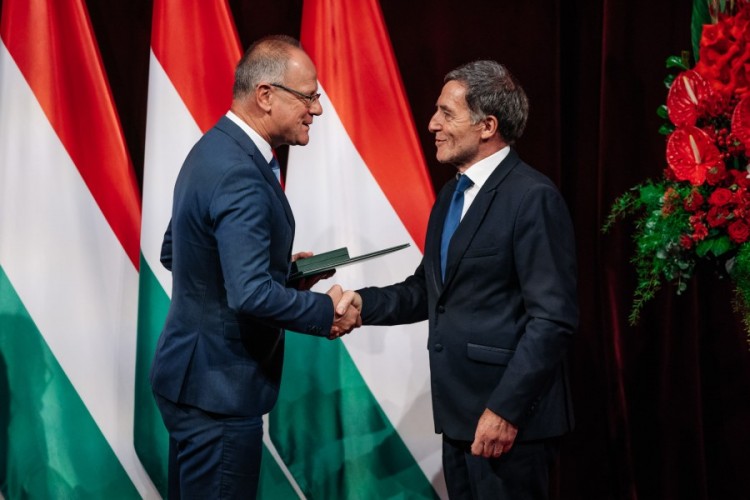 Állami kitüntetéssel ismerték el Rideg László munkásságát